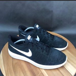 Nike LunarEpic Flyknit